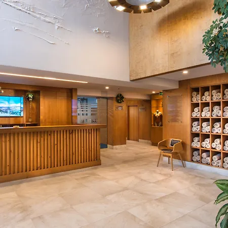 Four Points By Sheraton 4* 반스코