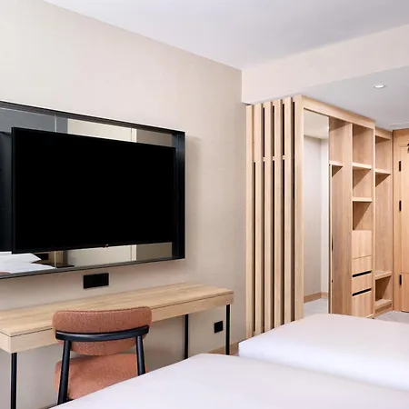 Four Points By Sheraton 4* 반스코