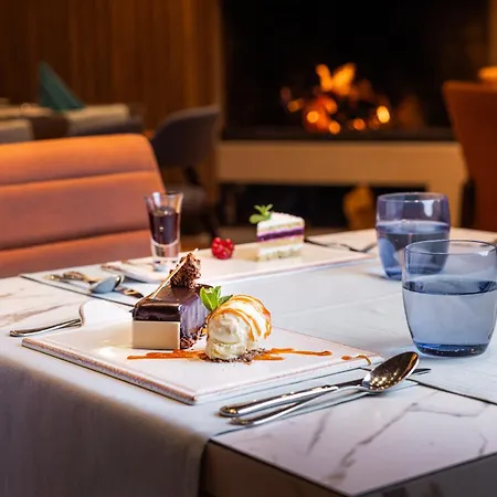 Four Points By Sheraton 호텔 반스코