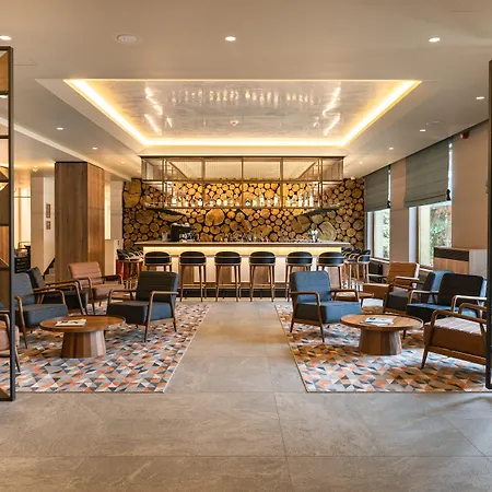 호텔 Four Points By Sheraton 반스코