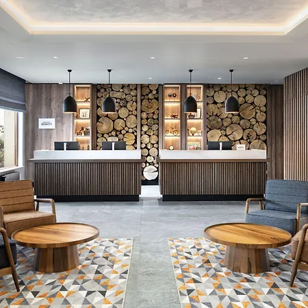 Four Points By Sheraton 호텔 반스코