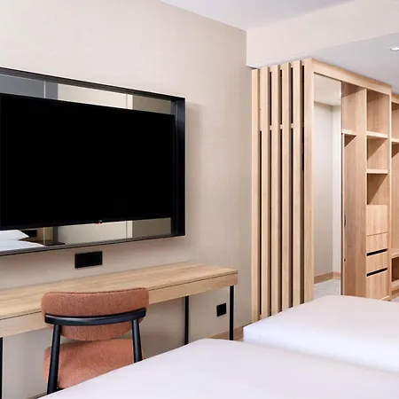 호텔 Four Points By Sheraton 반스코
