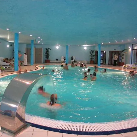 호텔 Four Points By Sheraton 4*