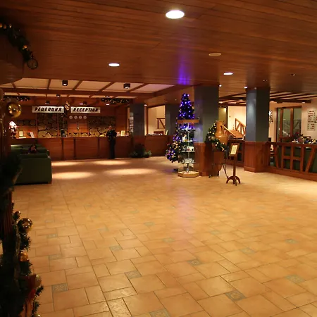 Four Points By Sheraton Banszko