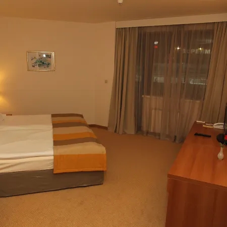 Отель Four Points By Sheraton 4*