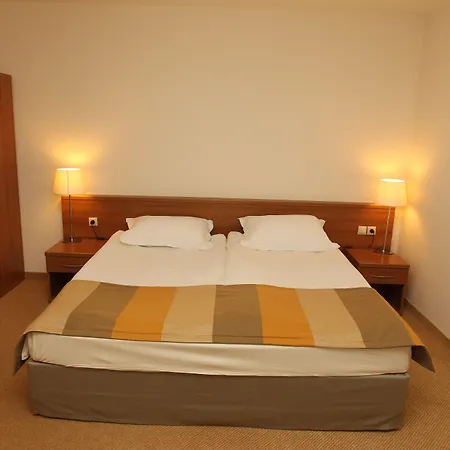 Four Points By Sheraton 호텔 반스코