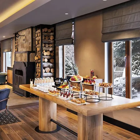 Four Points By Sheraton Hotel