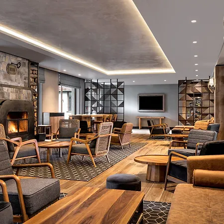 Four Points By Sheraton Hotel 4*